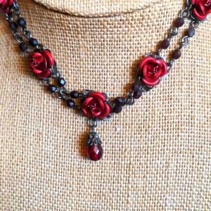 Victorian Rose Avon Choker